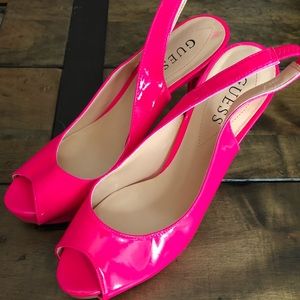GUESS size 8.5 Pink stiletto Pumps
